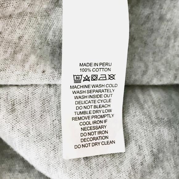 ❤️Authentic  ♠️KATE SPADE  Winking Eye Pink Glitter Lips Tee light gray size S - Picture 3 of 4